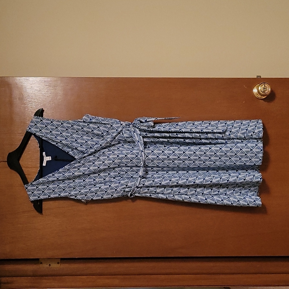 41 Hawthorn faux wrap dress, size large blue/white